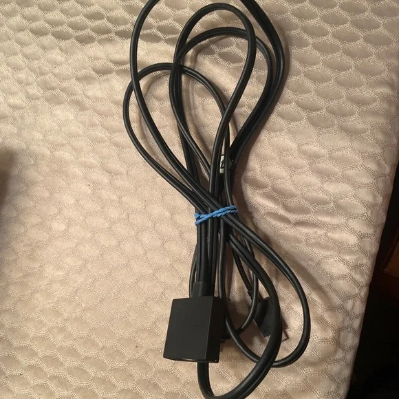 Used vr headset for PlayStation 4.